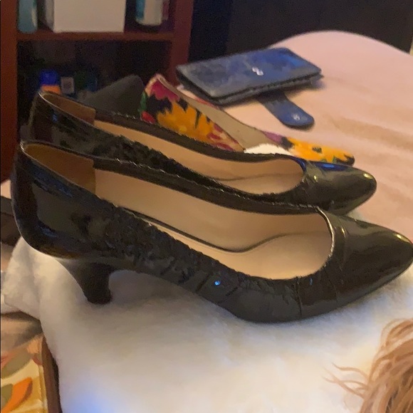 Heels - Picture 2 of 5